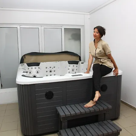 Otel Sunshine Village (adults Only) 4*