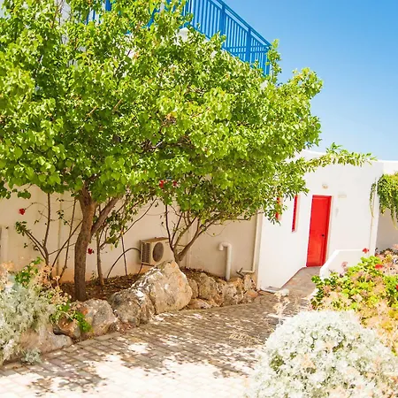 מלון Sunshine Village (adults Only)
