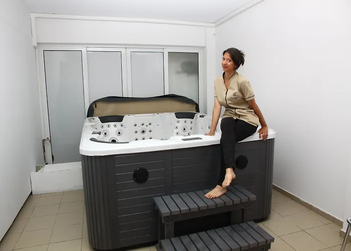 Отель Sunshine Village (adults Only) 4*